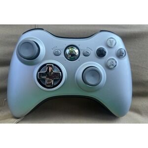 Microsoft OEM Silver Twist Controller Xbox 360 Controller